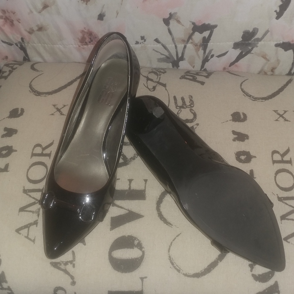 Shoes - Picture 3 of 3